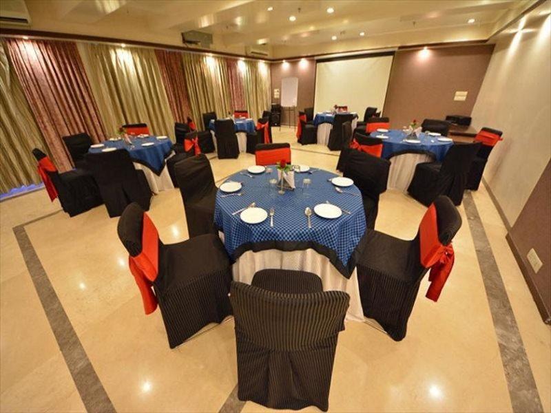 The Legend Inn @Nagpur Exterior photo